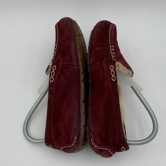 UGG Burgundy Suede Moccasin Slippers Size 7 - Picture 10 of 14